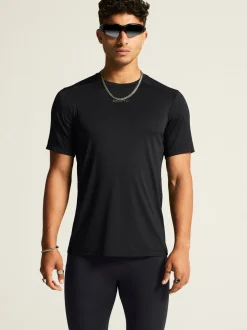 Craft Sportswear Training>Men's ADV Essence Tee 2 -